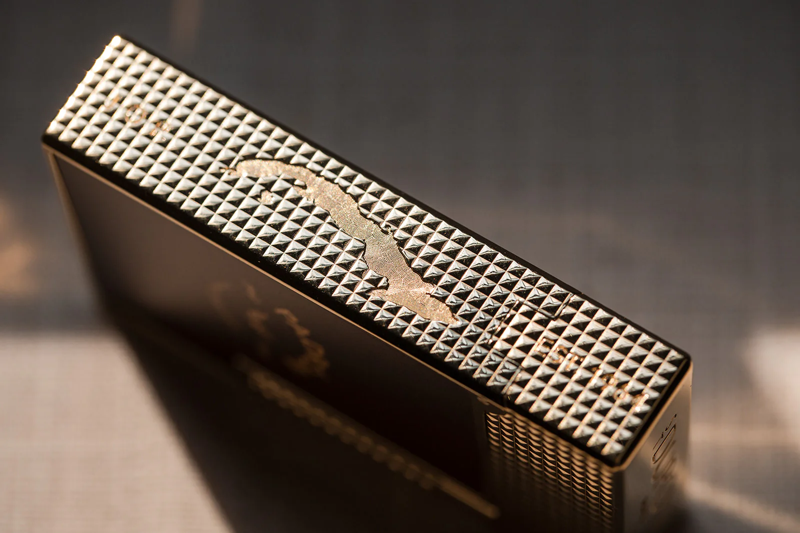 Lacquered Lighter - Image 7