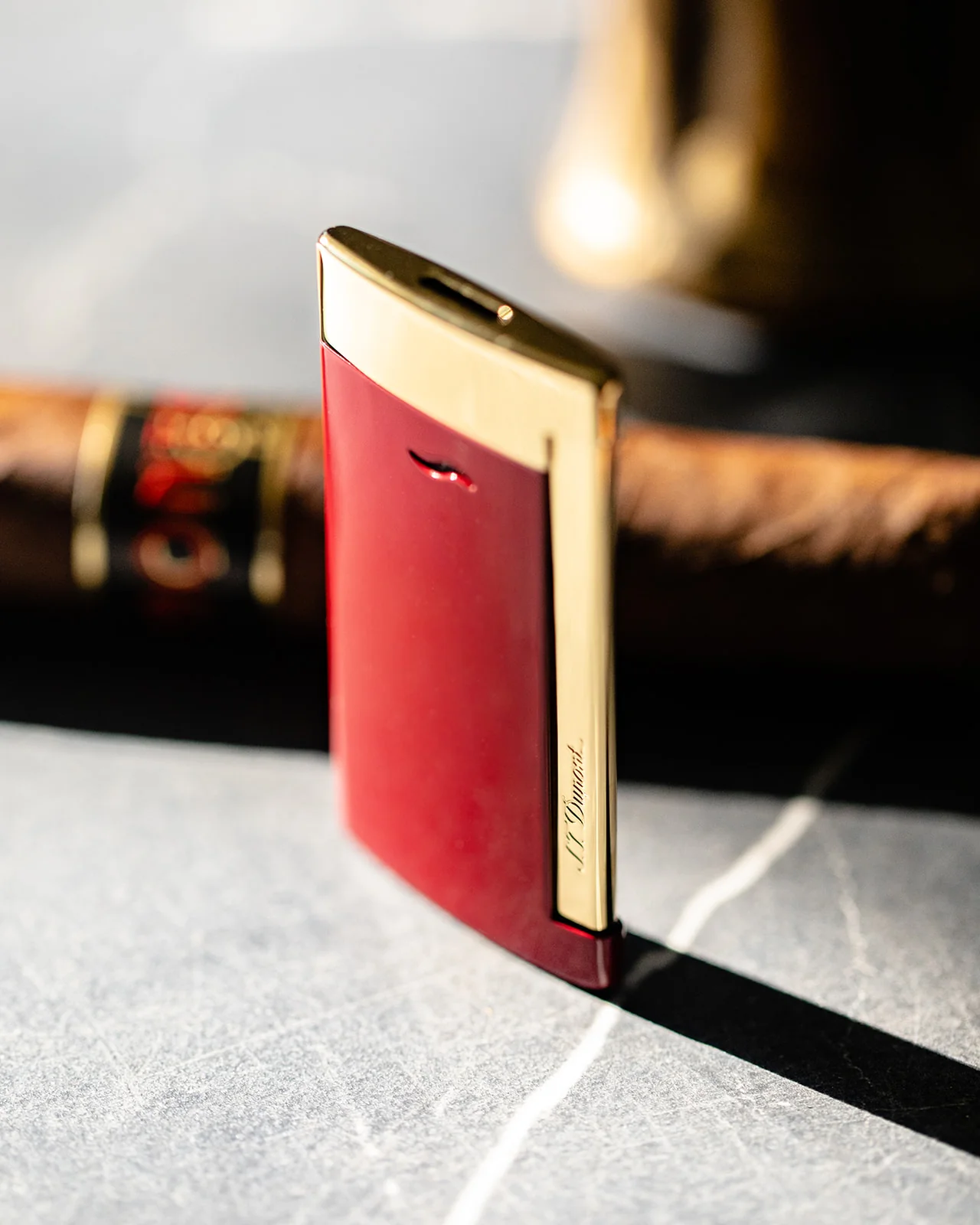 Lacquered lighter - Image 4