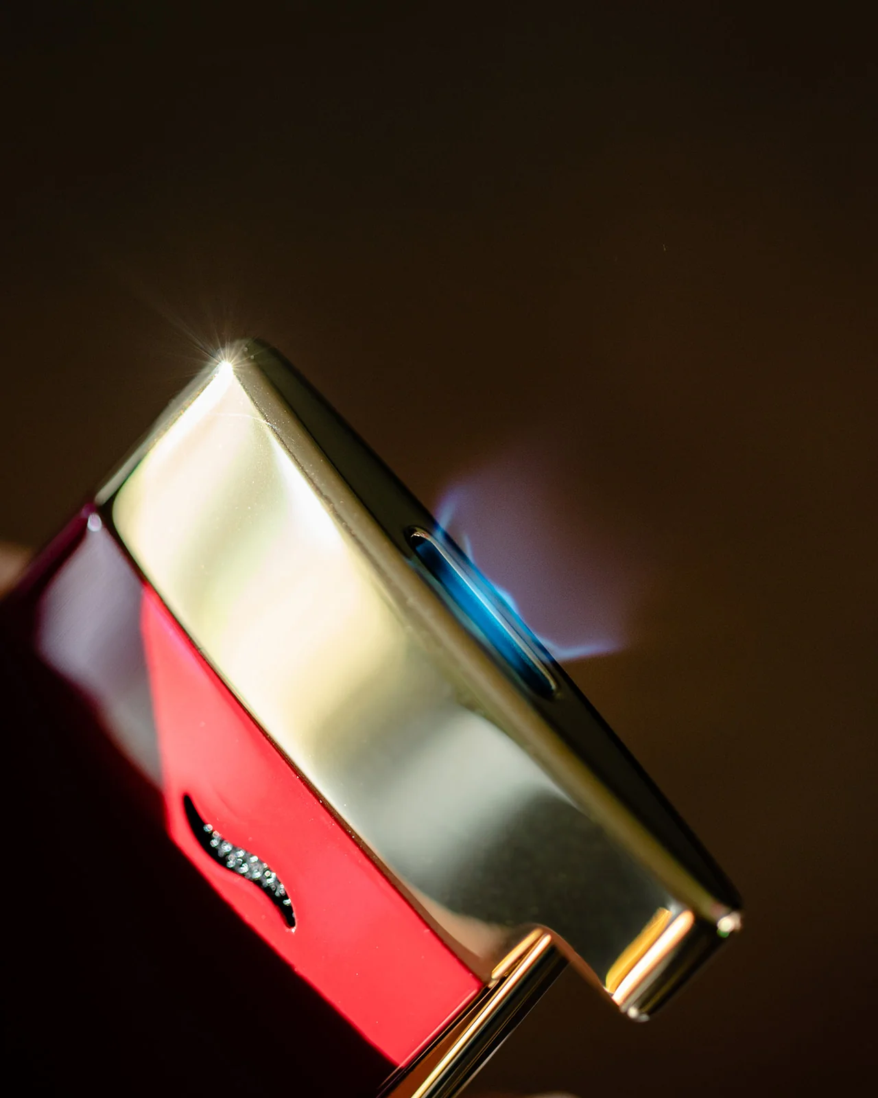 Lacquered lighter - Image 5